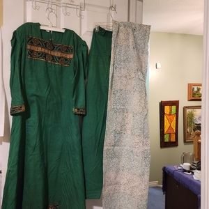 Elegant 3 piece East Indian tunic/ trouser set